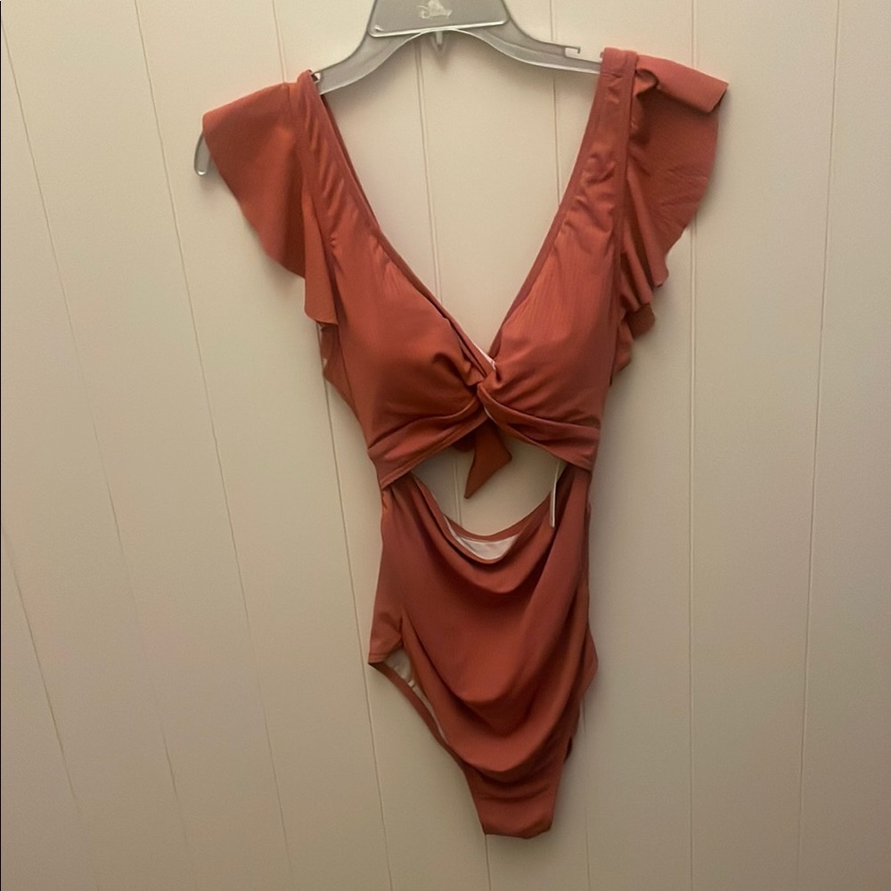 NWT Charmo One Piece Swimsuit! Size Small